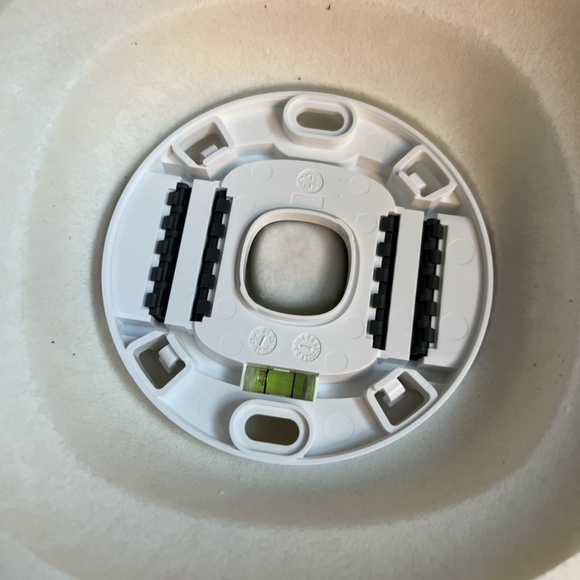 Ecobee Smart Thermostat - Picture 4 of 8